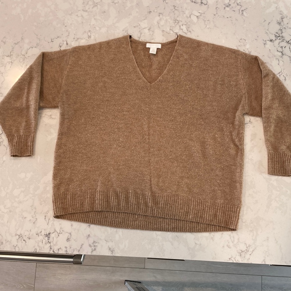 H&M Work sweater Size Large color Camel
